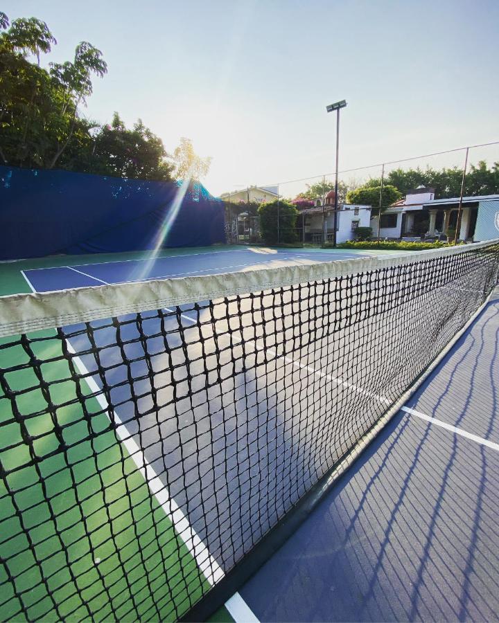 Bed & Tennis - Vista Hermosa Cuernavaca Luaran gambar
