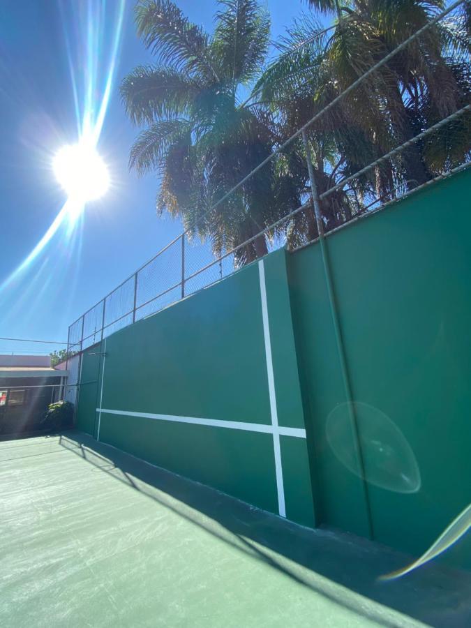Bed & Tennis - Vista Hermosa Cuernavaca Luaran gambar