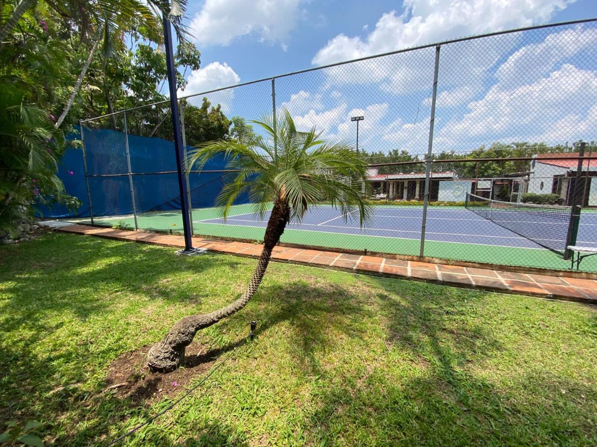 Bed & Tennis - Vista Hermosa Cuernavaca Luaran gambar