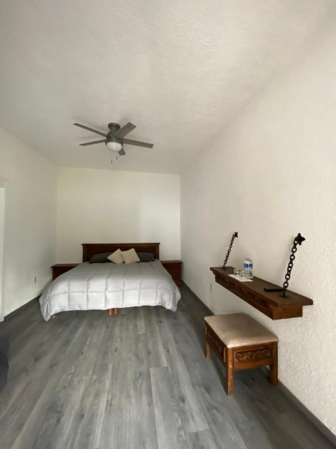 Bed & Tennis - Vista Hermosa Cuernavaca Luaran gambar