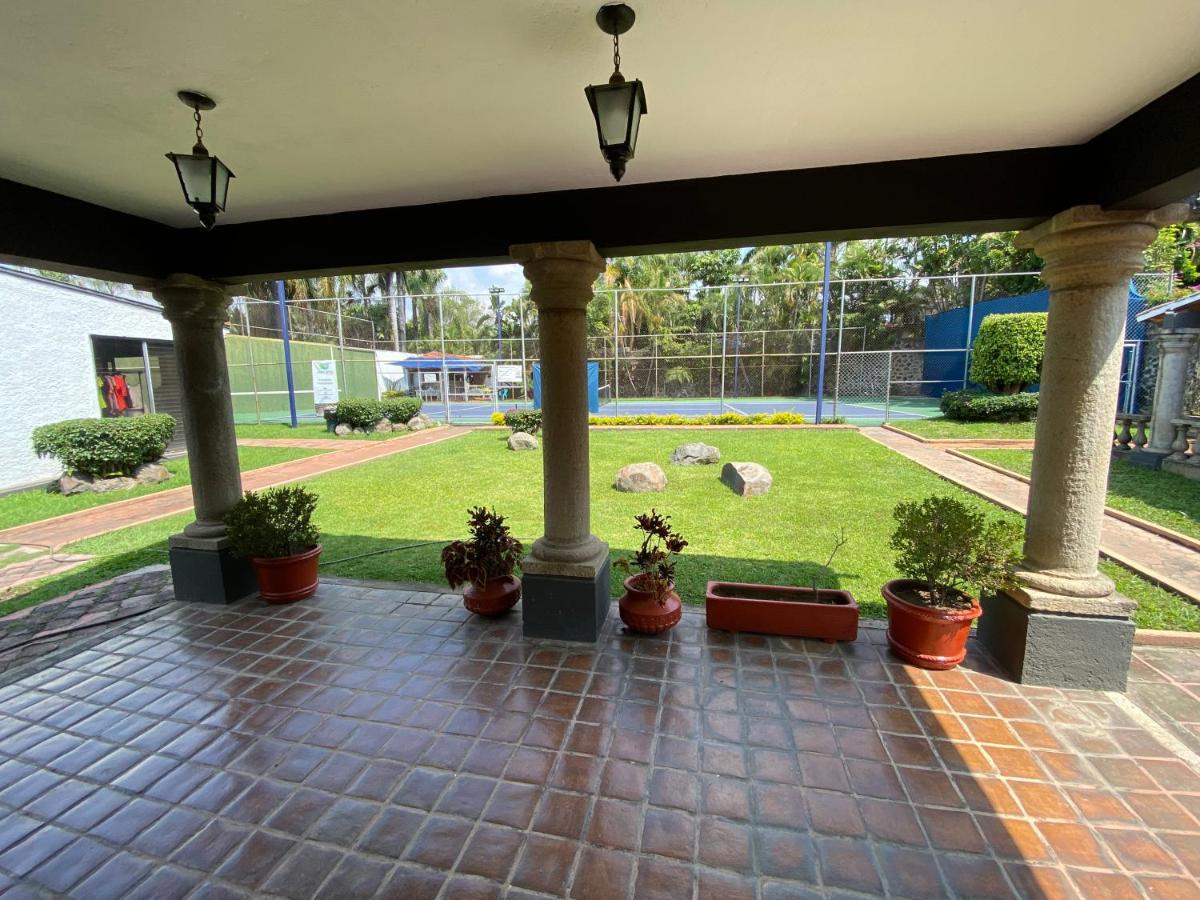 Bed & Tennis - Vista Hermosa Cuernavaca Luaran gambar